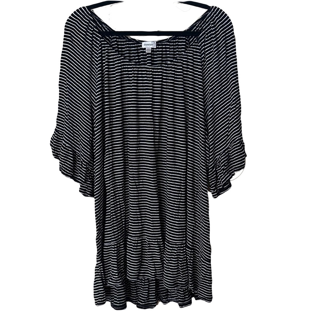 Avenue 26/28 Slouchy Striped Tee with the Fun Sleeves